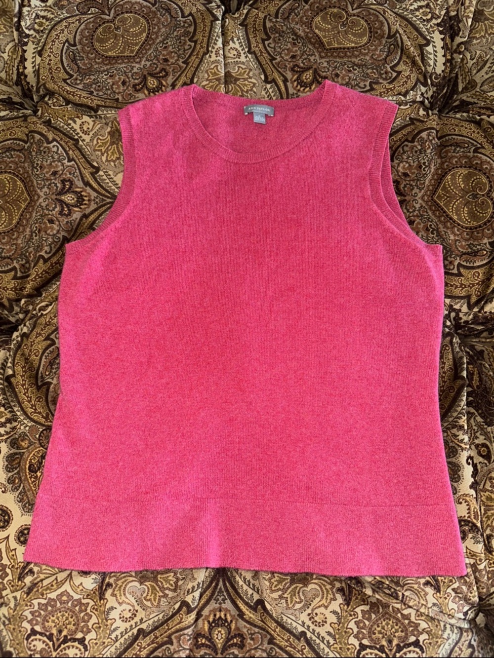 EUC ANN TAYLOR Cashmere Sweater Shell/ Vest Medium